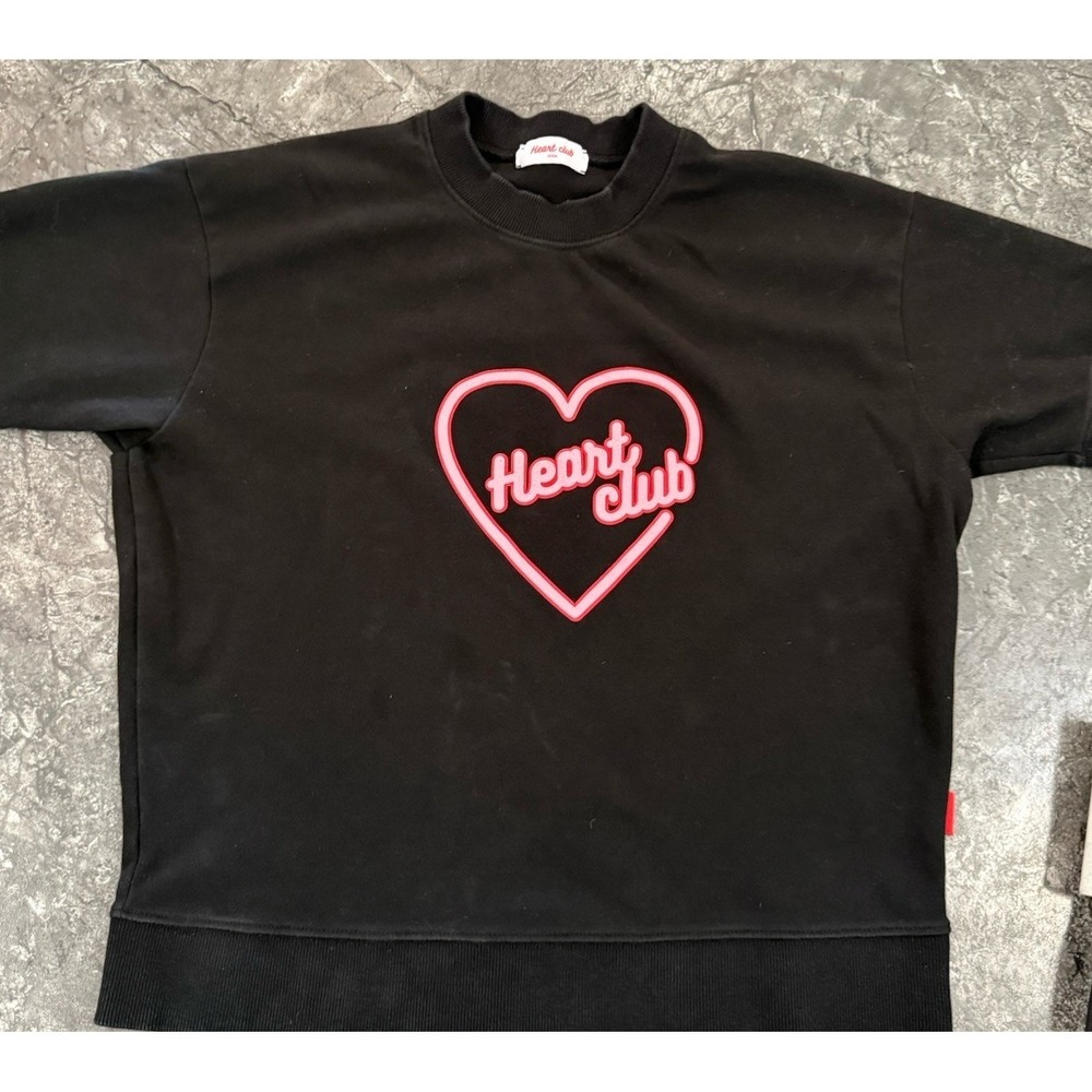 MXM Heart Club Womens Short Sleeve‎ Sweatshirt Valentines Black Sz M/L